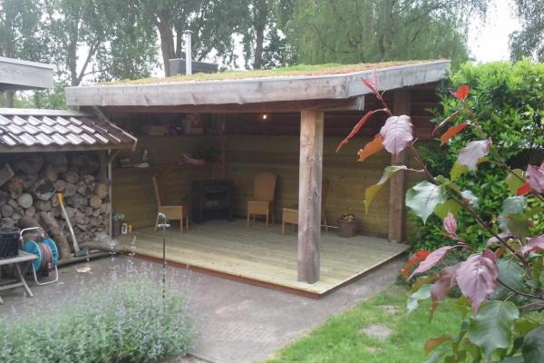 Buitenkamer. 